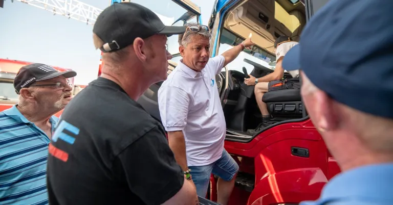 Verkoopadviseur bij Veekro Bedrijfswagens